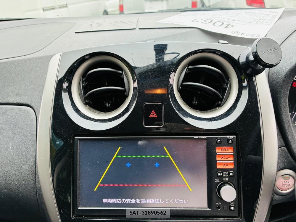Nissan NOTE 2013-03 7593181-17