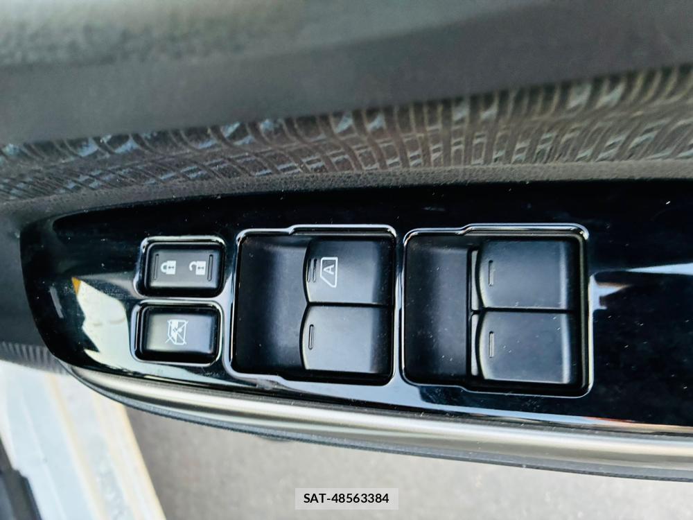 Nissan NOTE 2013-06 7650274-20
