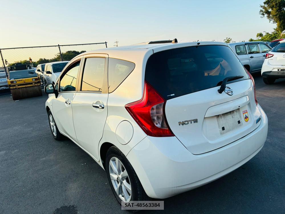 Nissan NOTE 2013-06 7650274-2