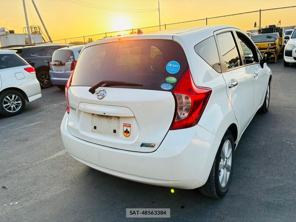 Nissan NOTE 2013-06 7650274-4