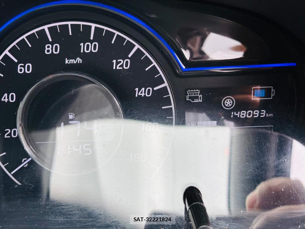 Nissan NOTE 2019-06 7718246-16