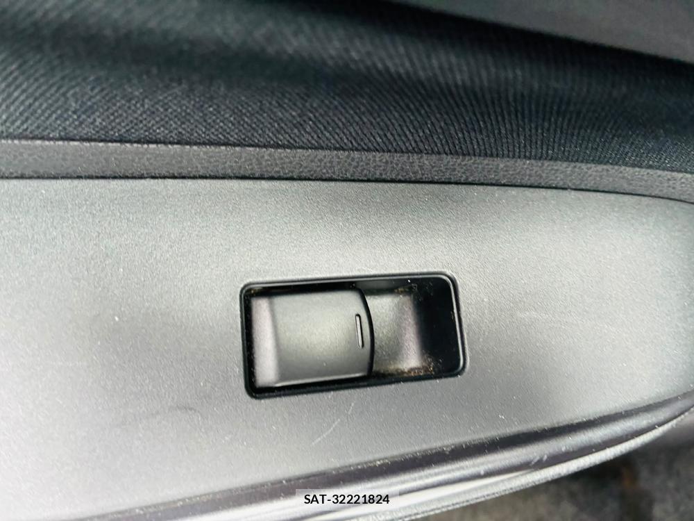 Nissan NOTE 2019-06 7718246-24