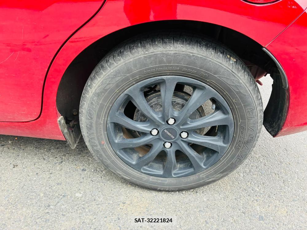 Nissan NOTE 2019-06 7718246-31