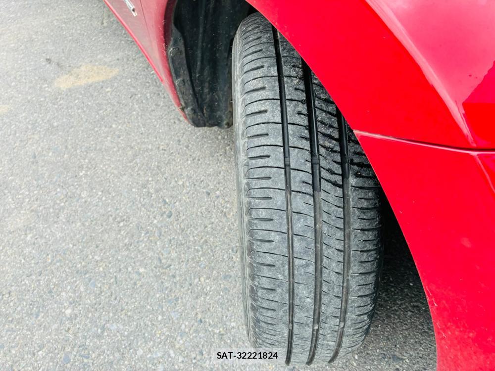 Nissan NOTE 2019-06 7718246-33