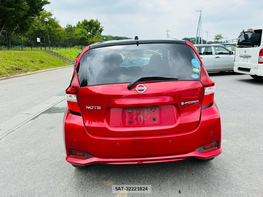 Nissan NOTE 2019-06 7718246-3