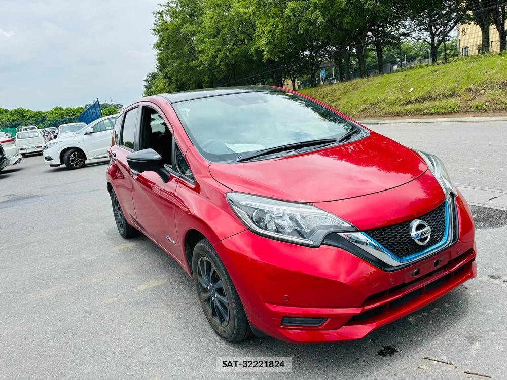 Nissan NOTE 2019-06 7718246-6