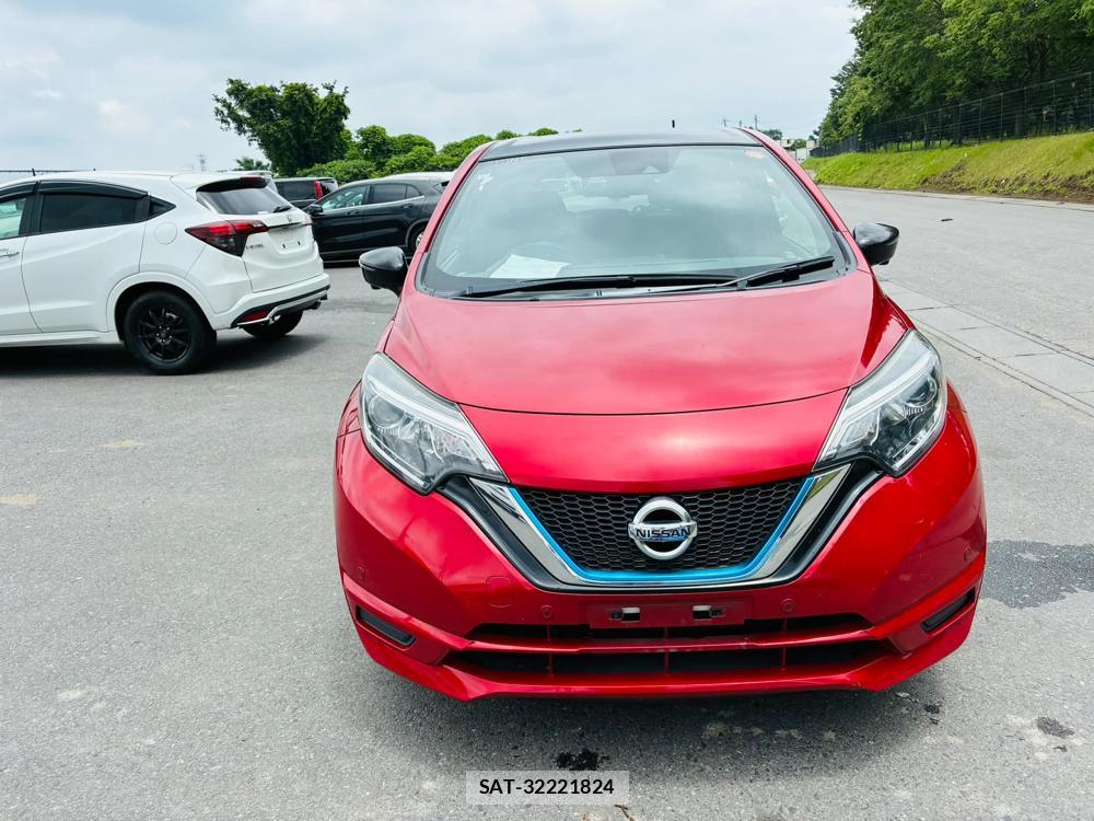Nissan NOTE 2019-06 7718246-7
