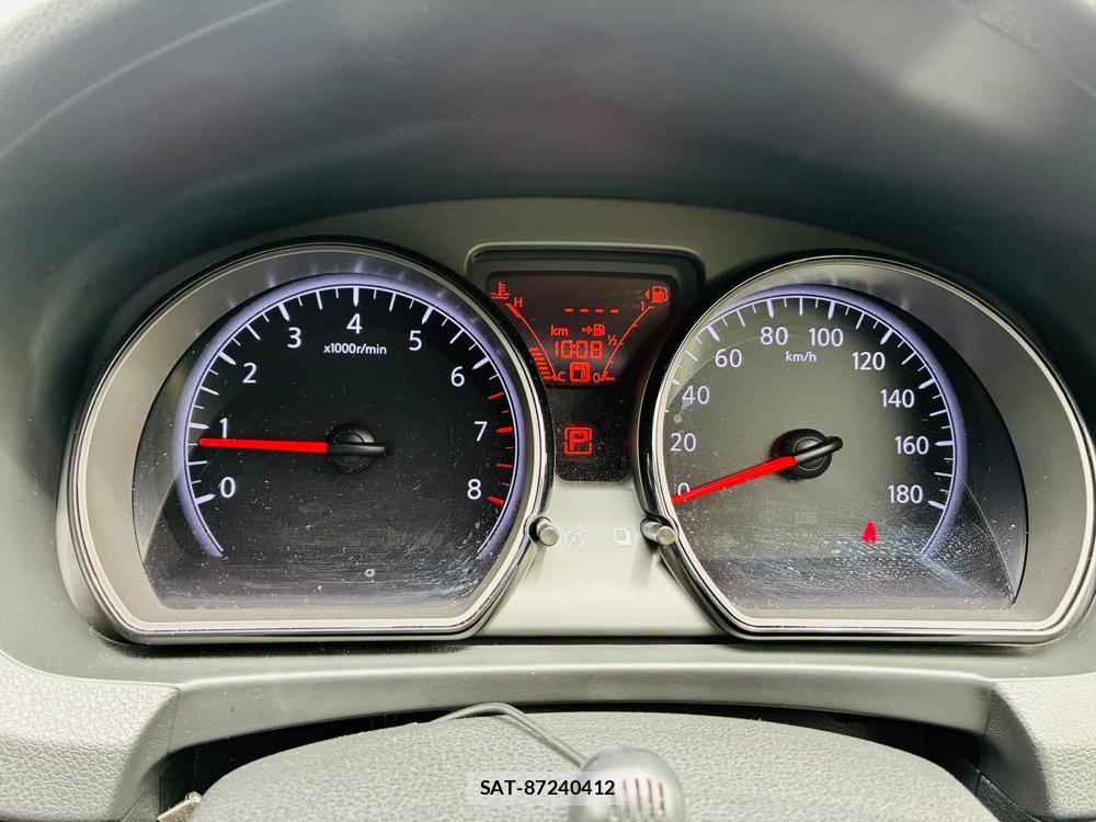 Nissan NOTE 2019-02 7713655-15
