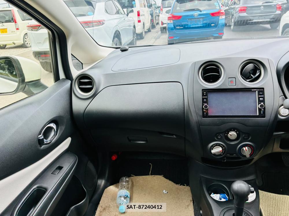 Nissan NOTE 2019-02 7713655-17