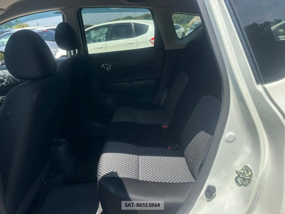 Nissan NOTE 2013-01 7470944-9