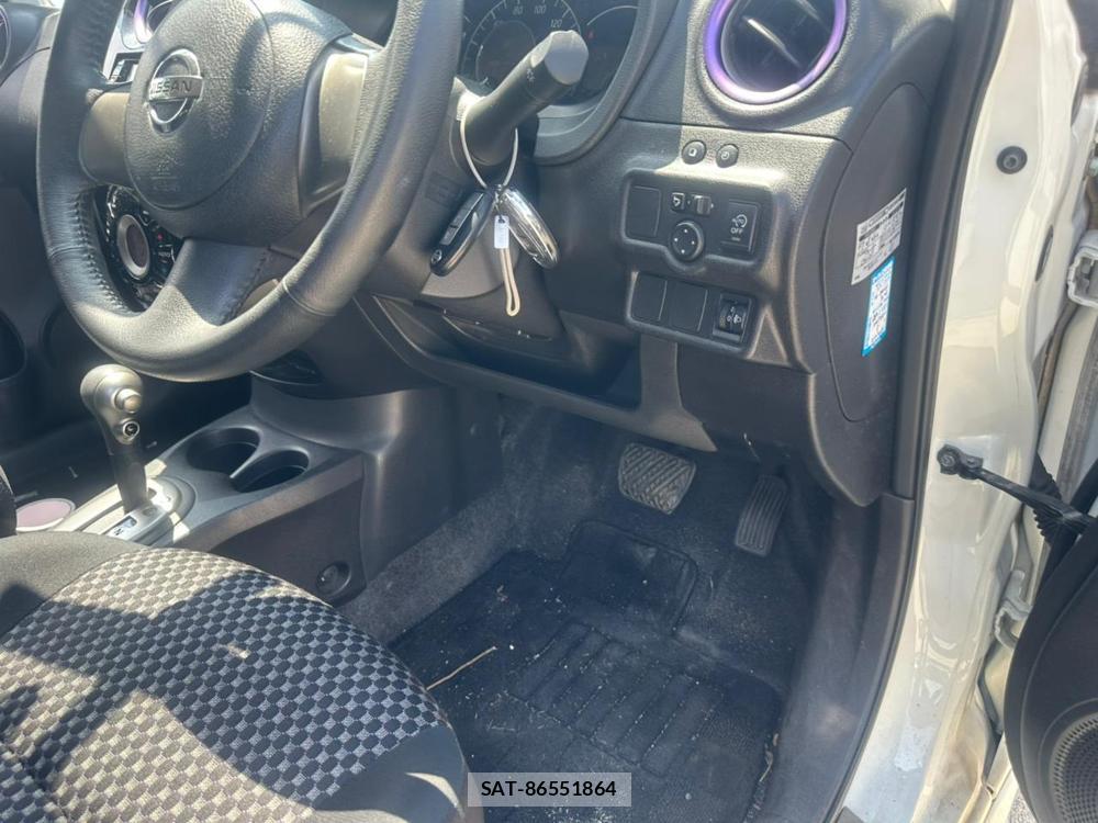 Nissan NOTE 2013-01 7470944-15