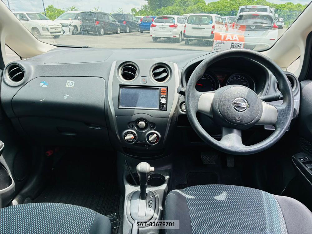Nissan NOTE 2013-12 7683571-12
