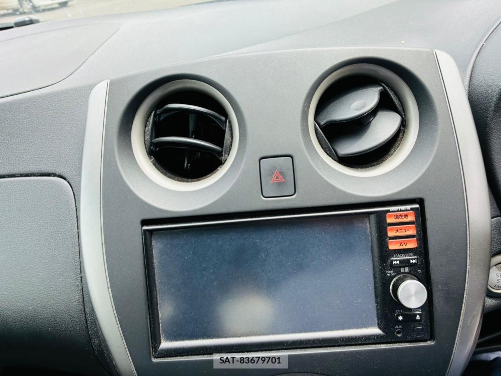 Nissan NOTE 2013-12 7683571-17