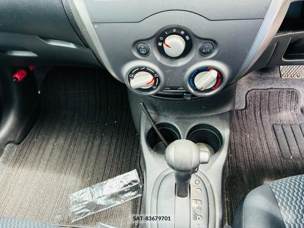Nissan NOTE 2013-12 7683571-18