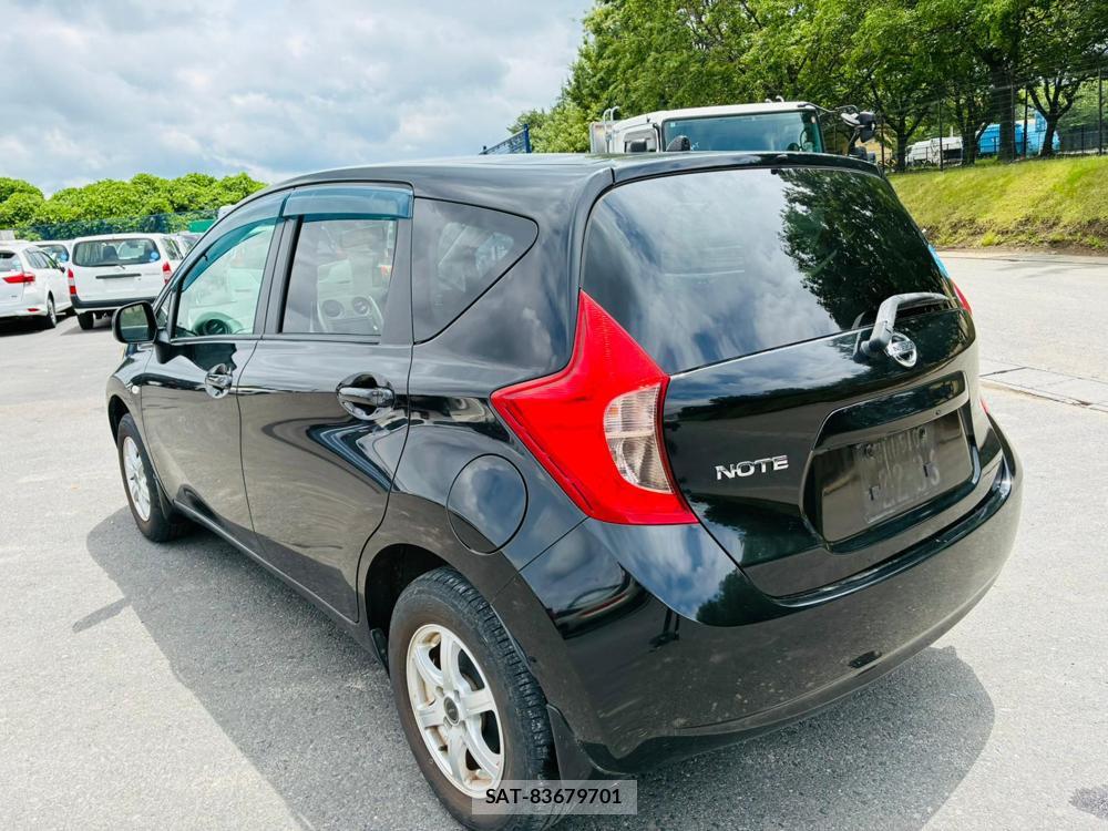 Nissan NOTE 2013-12 7683571-2