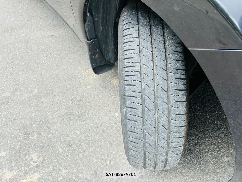 Nissan NOTE 2013-12 7683571-31