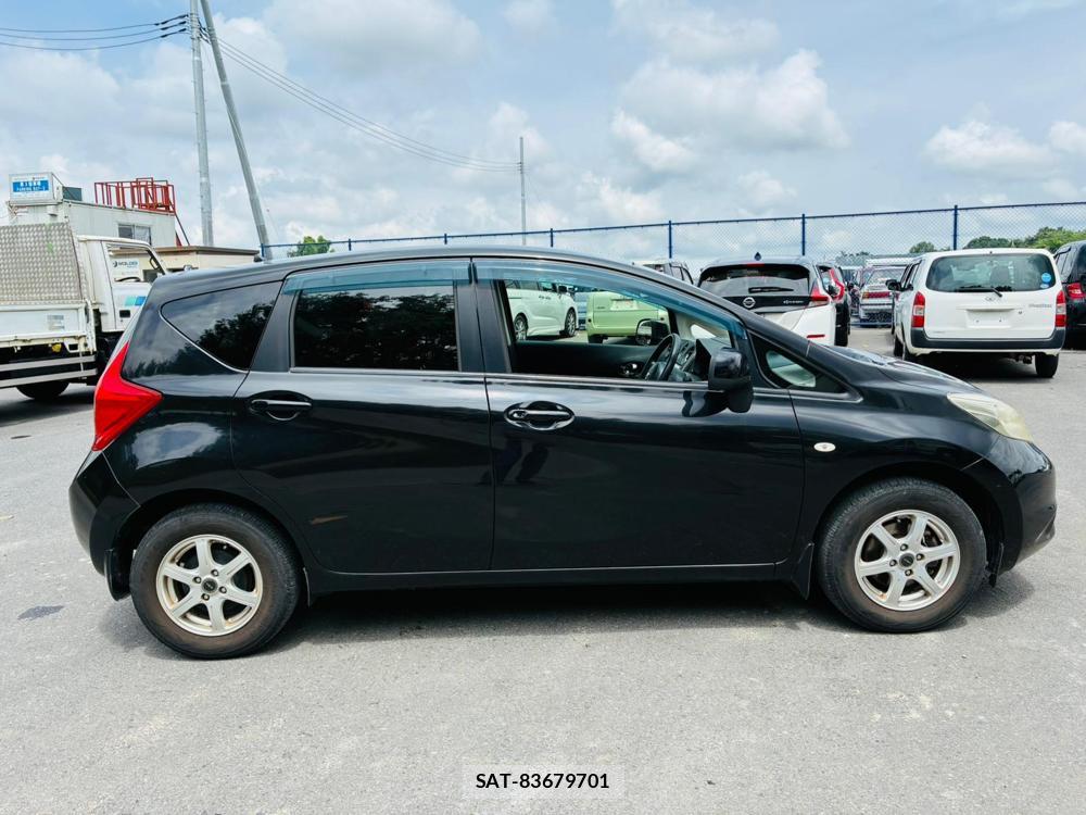 Nissan NOTE 2013-12 7683571-5