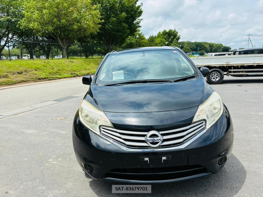 Nissan NOTE 2013-12 7683571-7