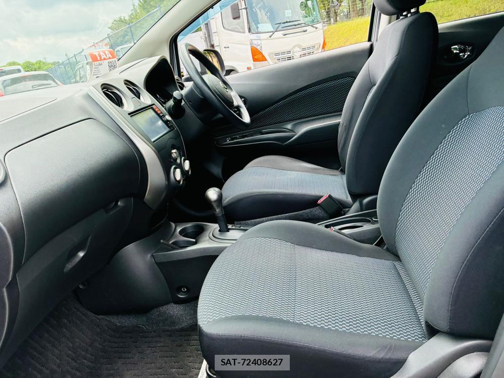 Nissan NOTE 2013-08 7683570-10