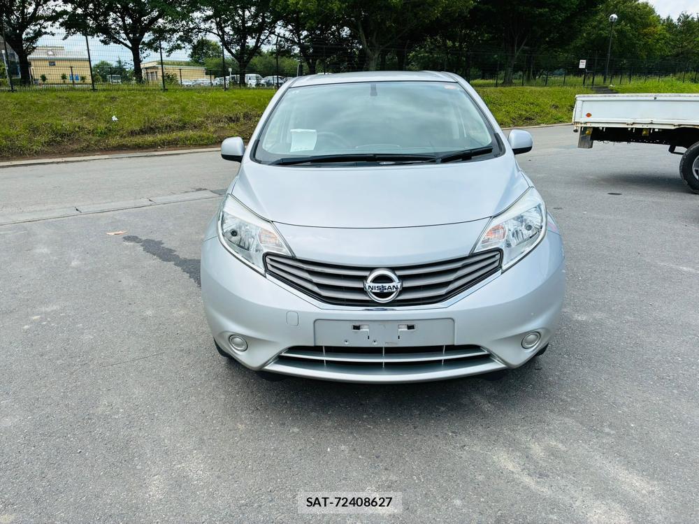 Nissan NOTE 2013-08 7683570-7