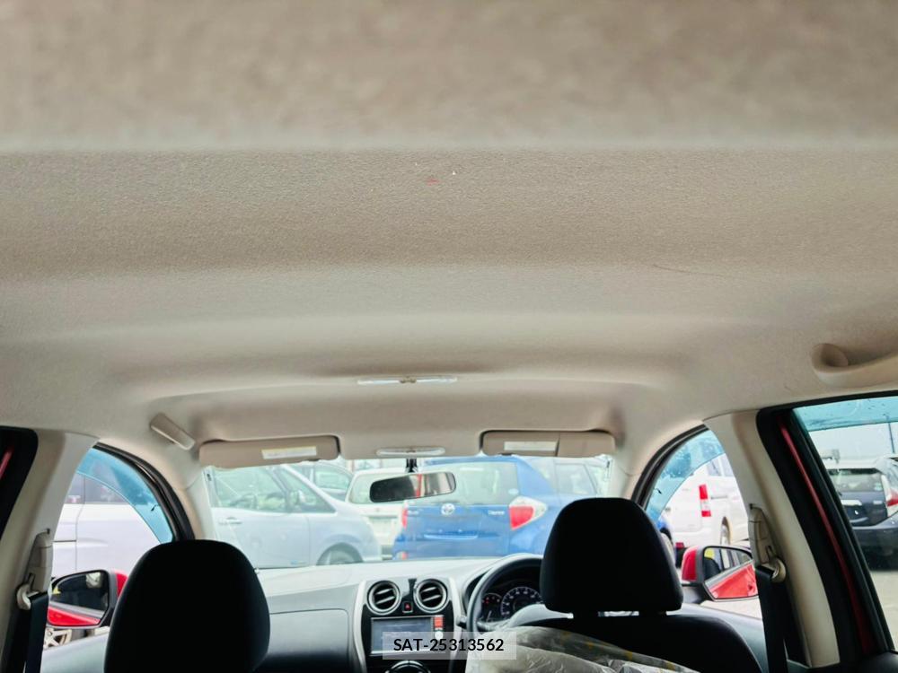 Nissan NOTE 2013-11 7740872-22