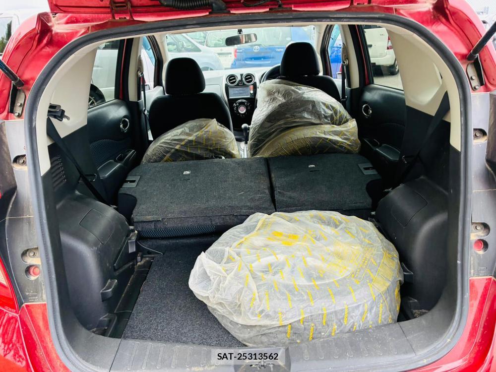 Nissan NOTE 2013-11 7740872-23