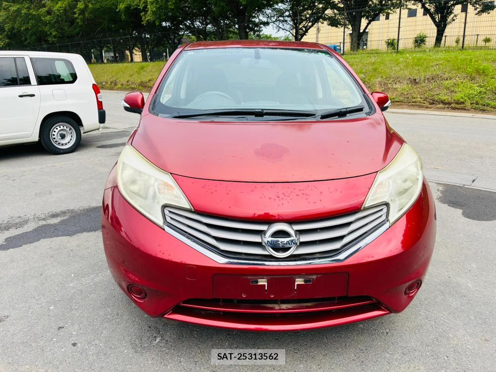 Nissan NOTE 2013-11 7740872-7