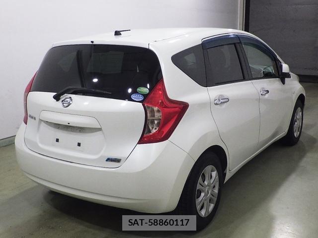 Nissan NOTE 2013-05 7860321-1