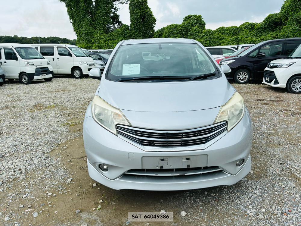 Nissan NOTE 2013-07 7658233-7