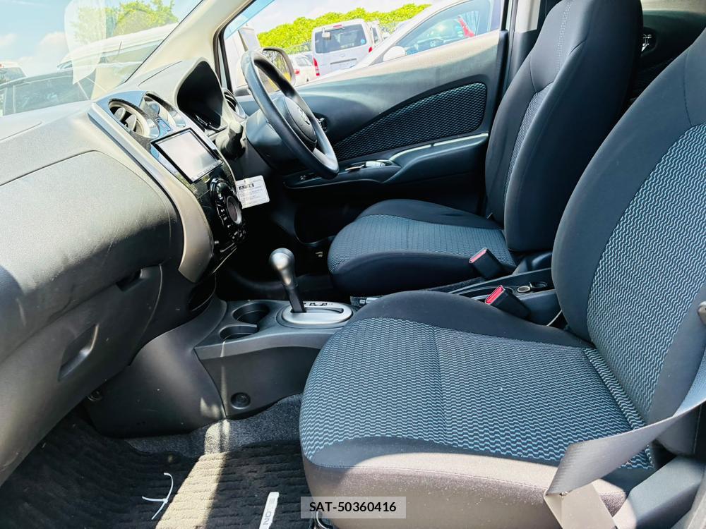 Nissan NOTE 2013-03 7639858-10