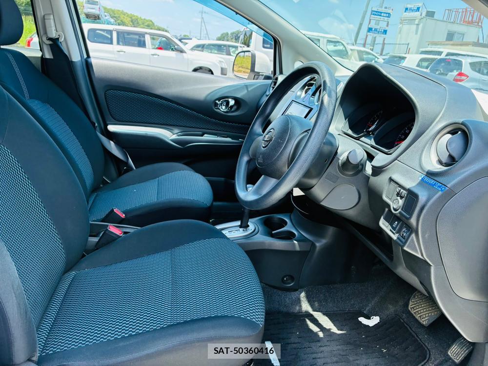 Nissan NOTE 2013-03 7639858-11