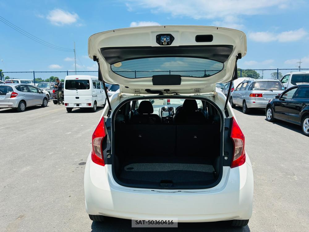 Nissan NOTE 2013-03 7639858-25