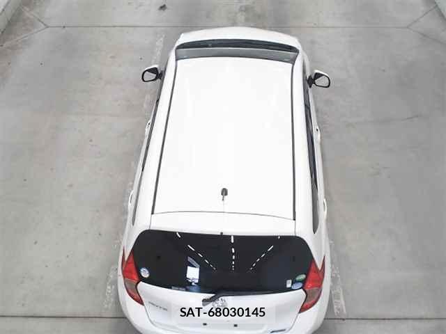 Nissan NOTE 2013-12 7924645-2