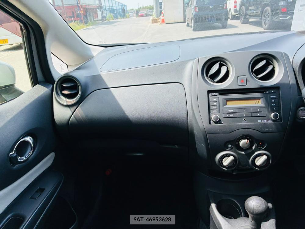Nissan NOTE 2019-06 7933121-16