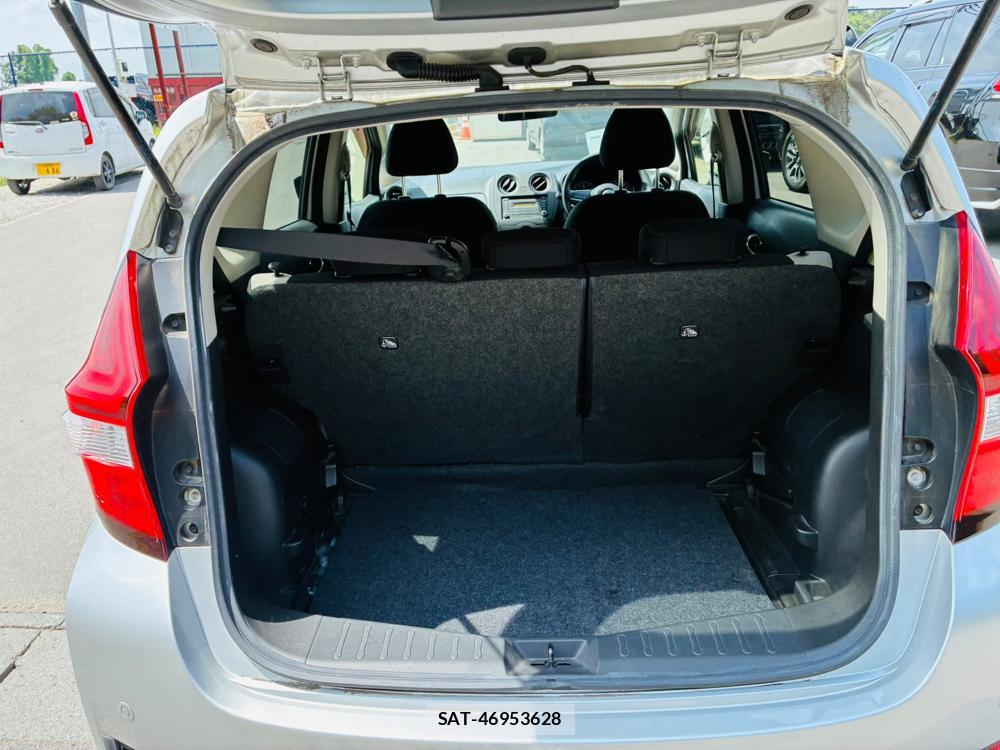 Nissan NOTE 2019-06 7933121-24