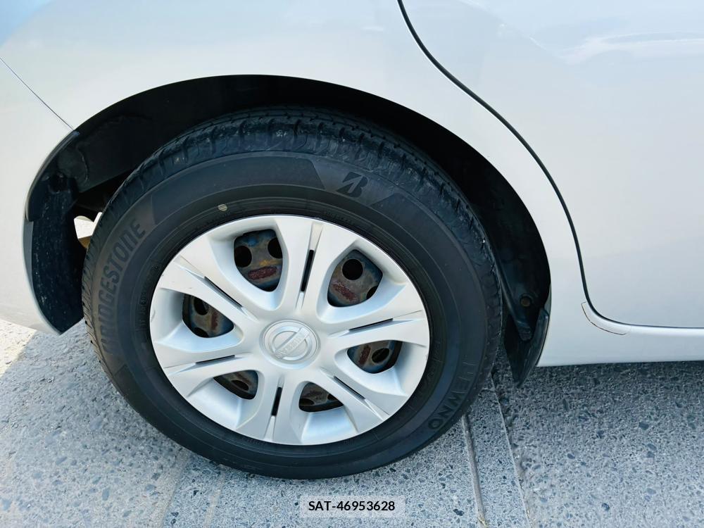 Nissan NOTE 2019-06 7933121-26