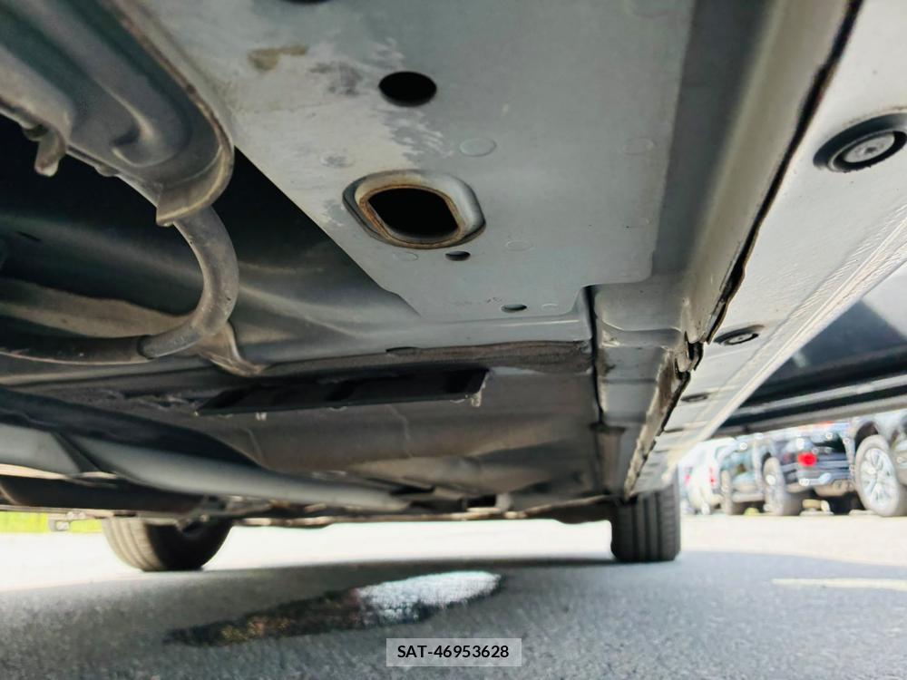 Nissan NOTE 2019-06 7933121-35