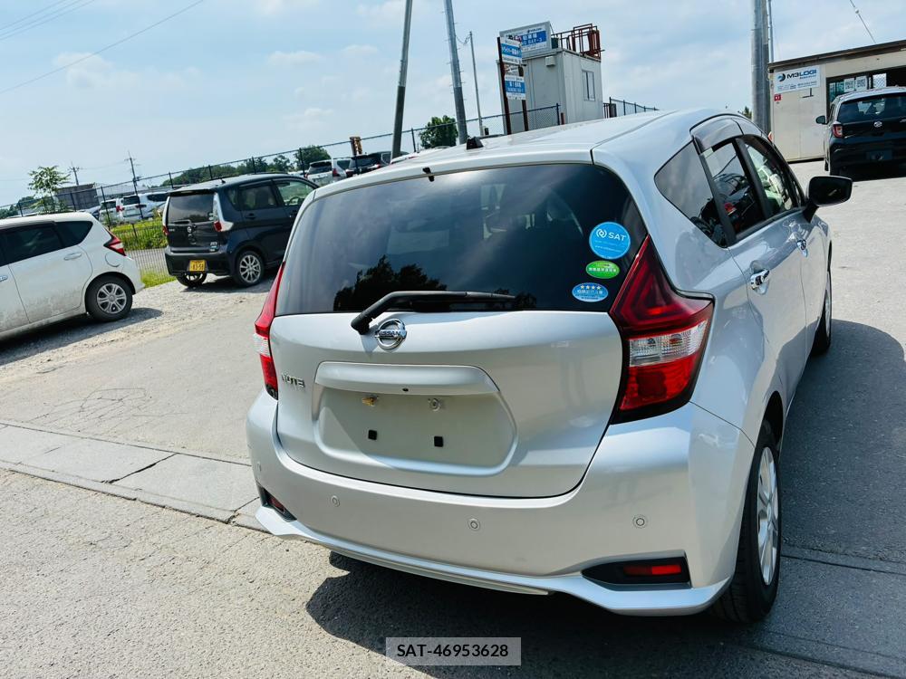 Nissan NOTE 2019-06 7933121-4