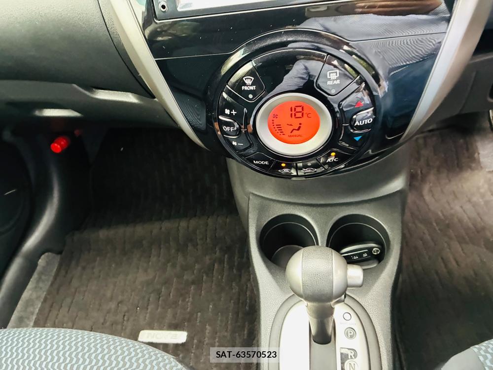 Nissan NOTE 2013-11 7930560-18