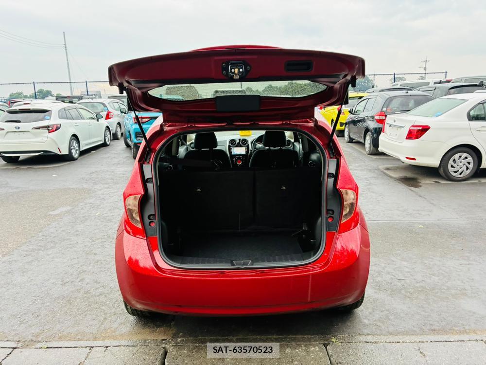 Nissan NOTE 2013-11 7930560-25