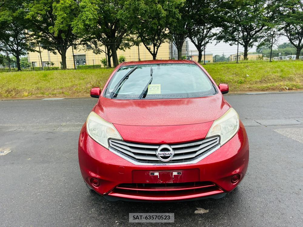 Nissan NOTE 2013-11 7930560-7