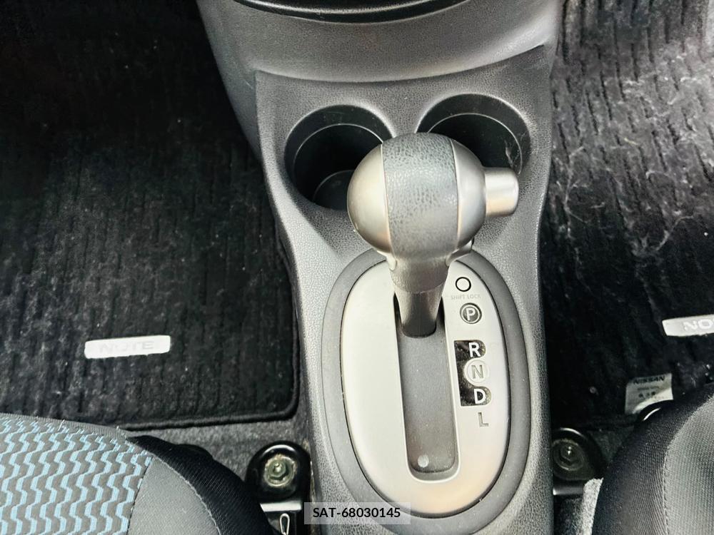 Nissan NOTE 2013-12 7924645-19