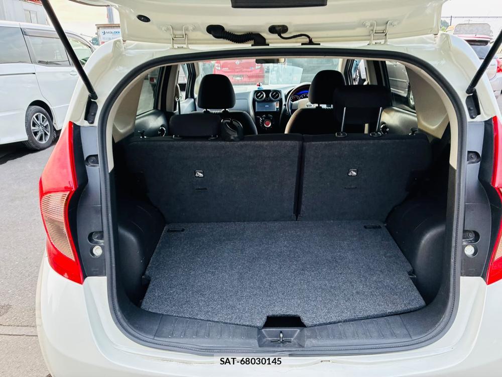 Nissan NOTE 2013-12 7924645-25