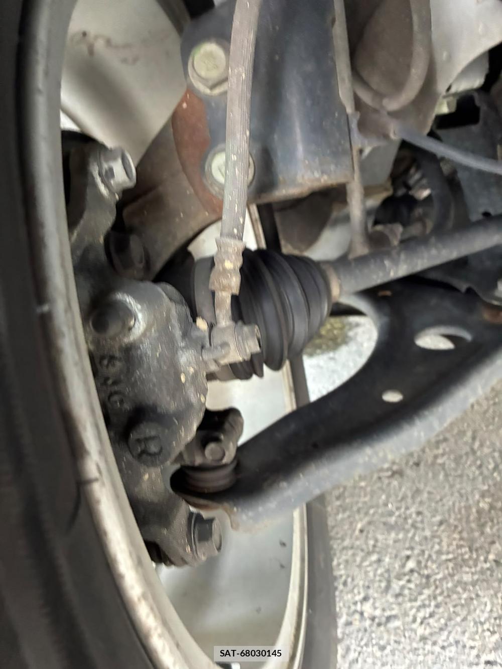 Nissan NOTE 2013-12 7924645-34