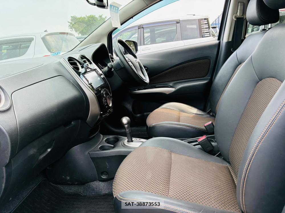 Nissan NOTE 2015-11 7933401-10