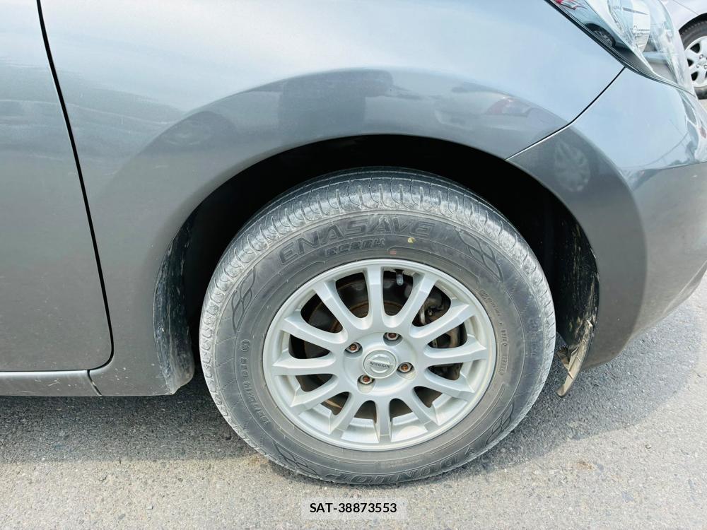 Nissan NOTE 2015-11 7933401-28