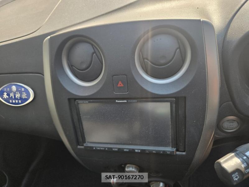 Nissan NOTE 2013-02 3533830-12