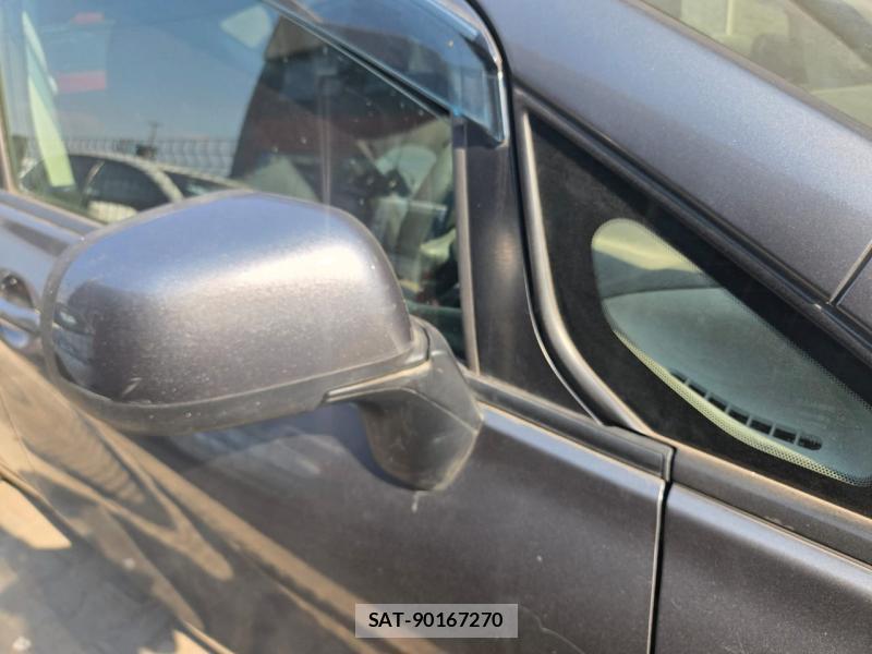 Nissan NOTE 2013-02 3533830-20