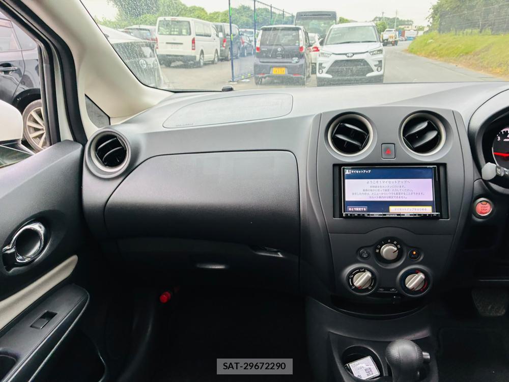 Nissan NOTE 2020-07 8091778-16