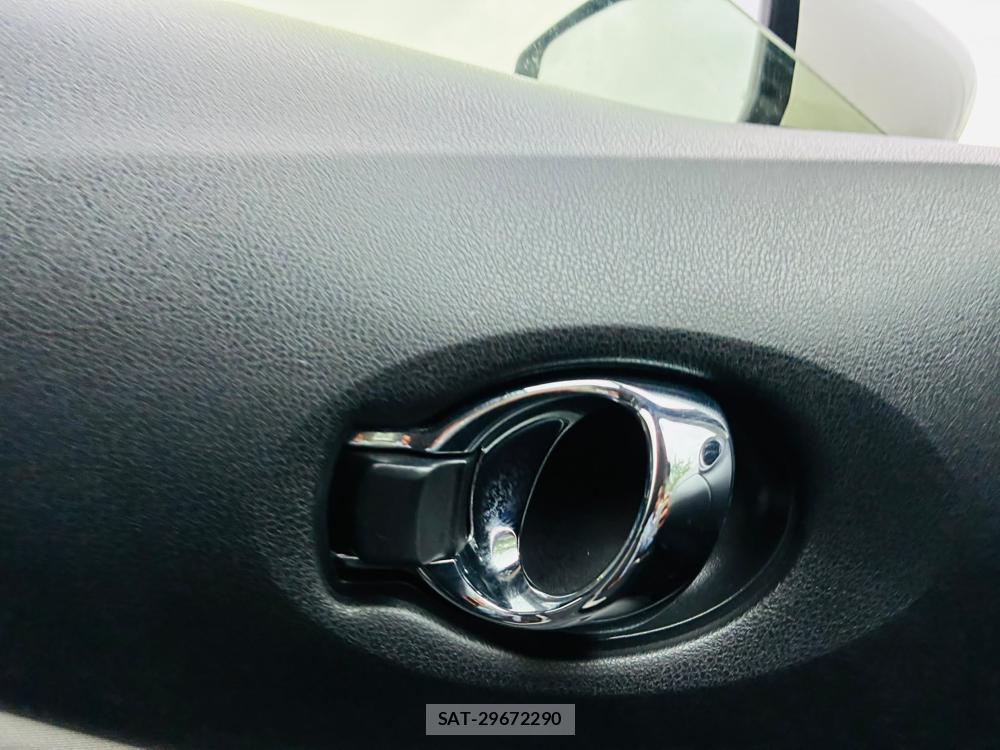Nissan NOTE 2020-07 8091778-21